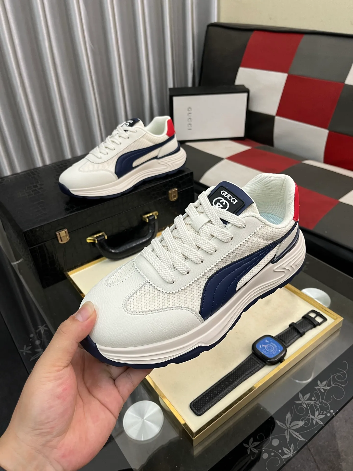 Men's Men's Shoes 💰458⌚️⌚️【GUCCI】Gucci men's latest white shoe series casual shoes! The official website is built 1:1. Upper: Made of imported cowhide, with electric embroidery ➕Inner lining: Made of high-quality first-layer pigskin, soft and comfortable. Picky material selection and exquisite workmanship give you the best enjoyment. Size: 38-443️⃣Colors available